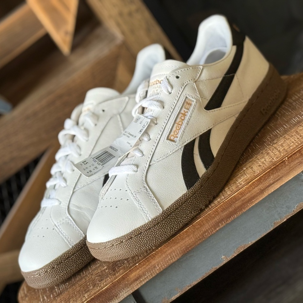Reebok Unisex Sneaker - Color: White/Black/Gum